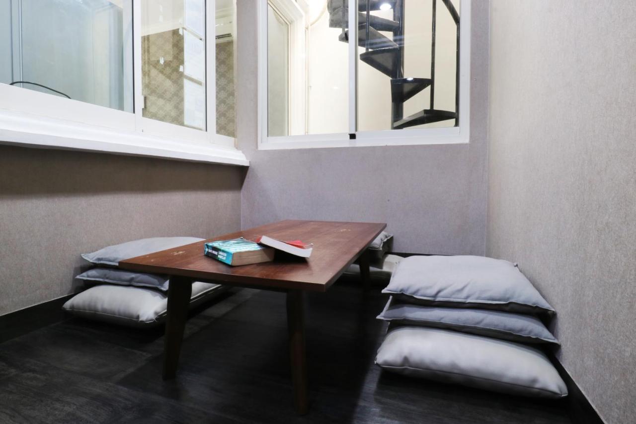 Homiestay Jakarta Ngoại thất bức ảnh