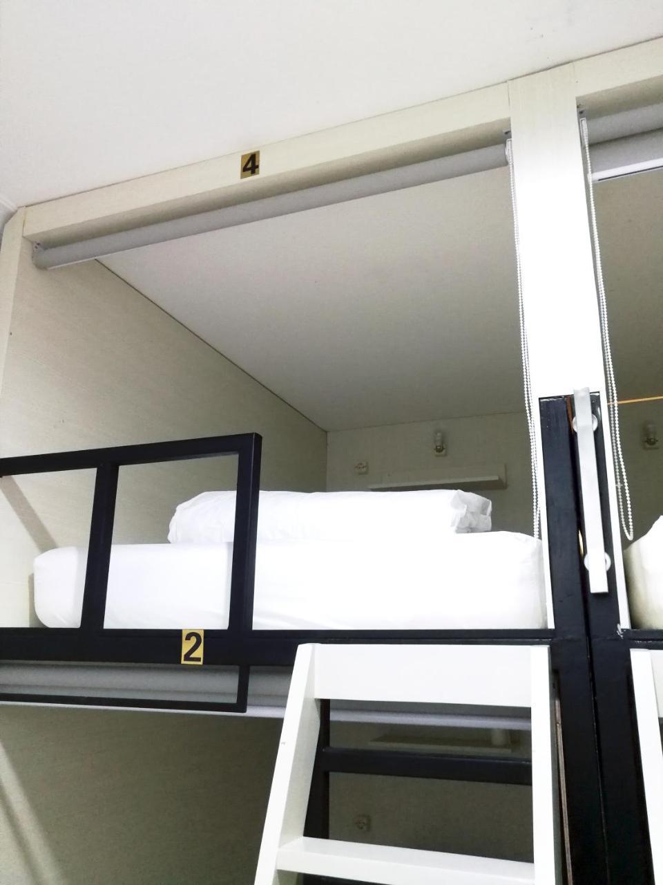 Homiestay Jakarta Ngoại thất bức ảnh